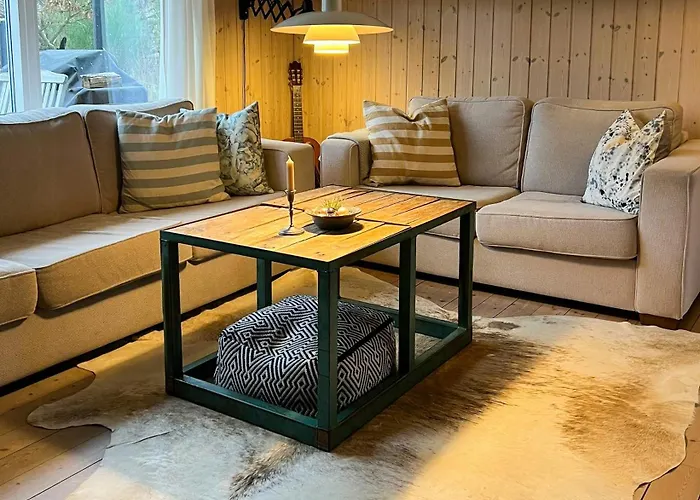 Creative Family House Near *